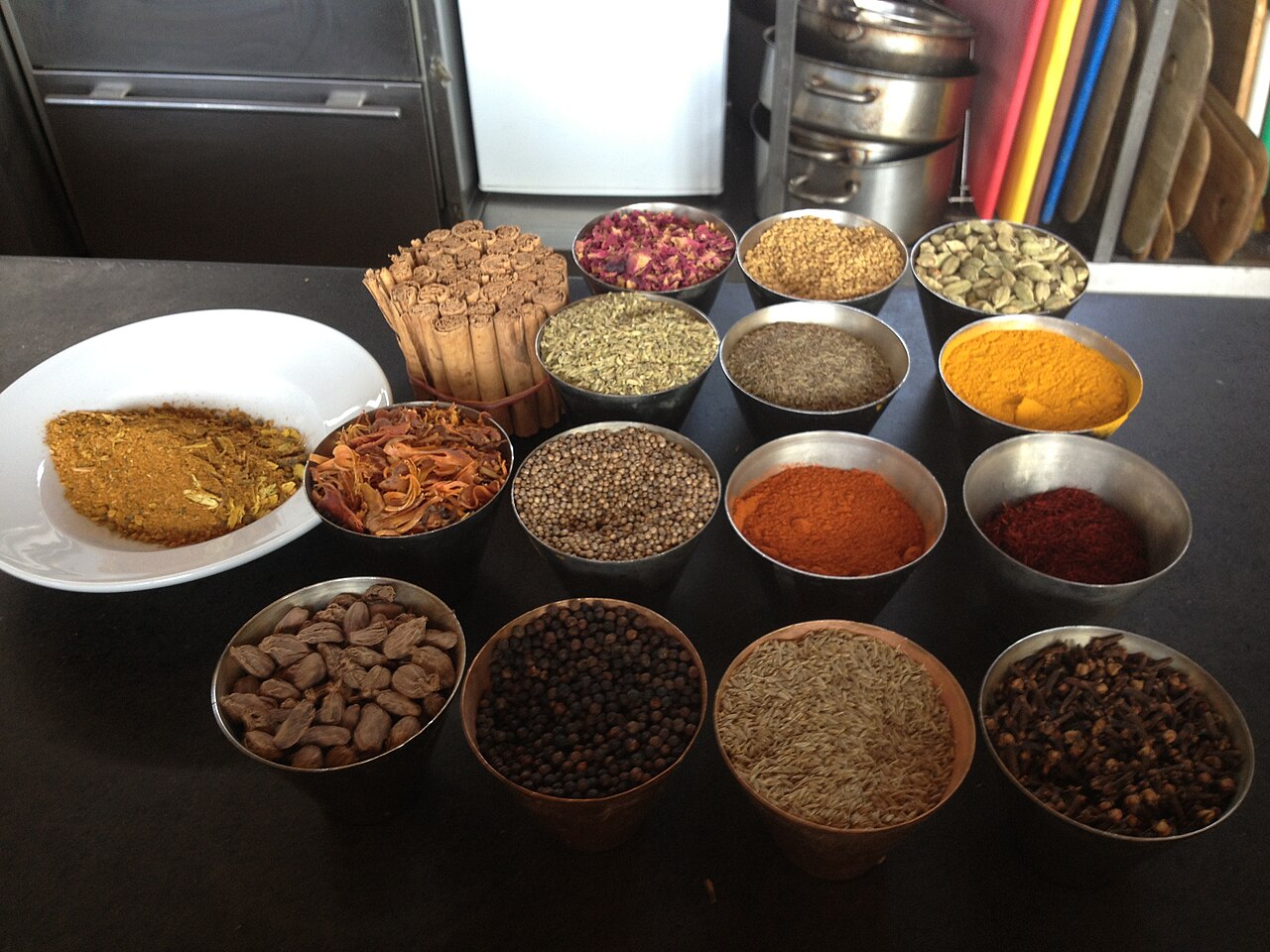 Biryani Masala Whole Spice Pot Blend (Standing Mix)