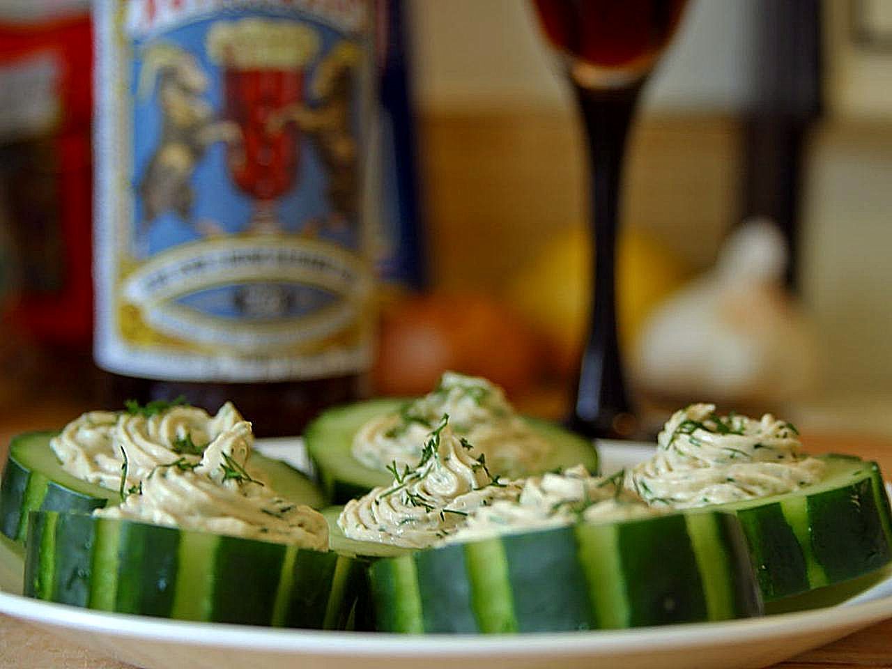 Country Slicing Cucumber (Desi Kheera)
