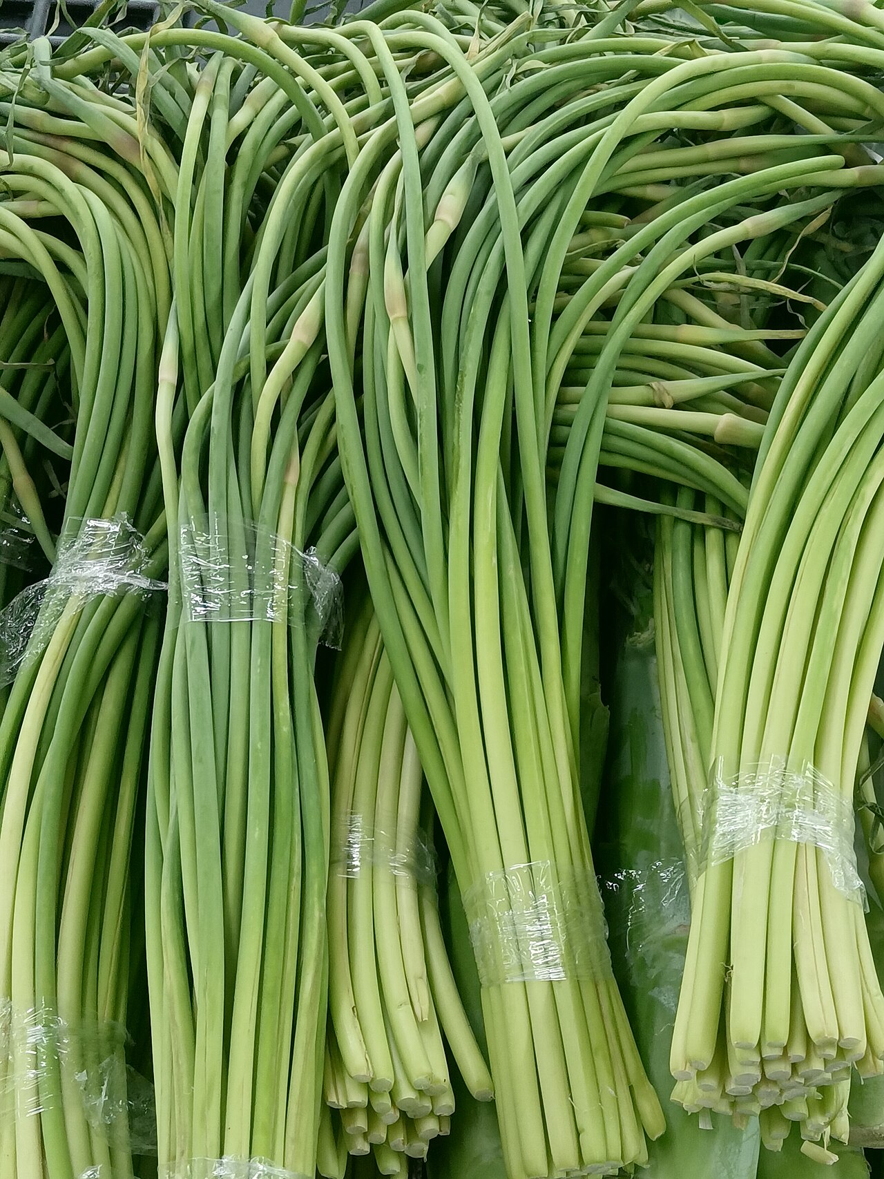Fresh Garlic Ooty Mountain Single Clove