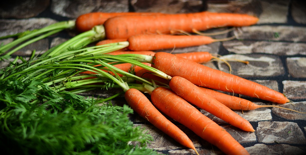 Fresh Orange Carrots (Nantes Hydro-Cooled)