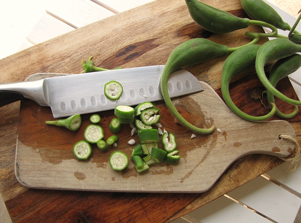 Fresh Tender Green Jackfruit (Peeled Dices)