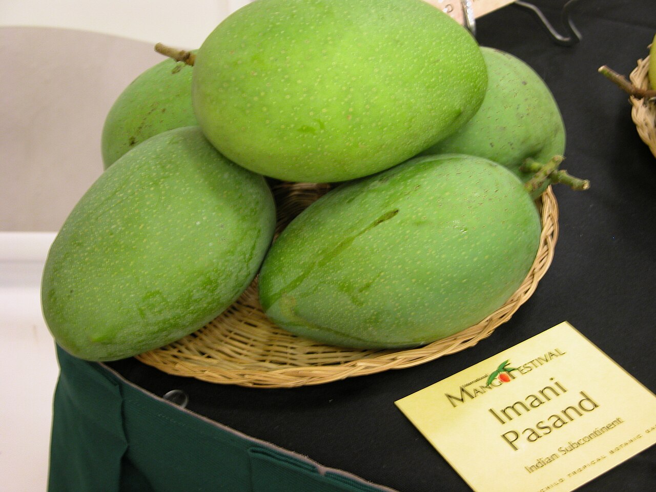 Imam Pasand Mango (Himayat Royal)