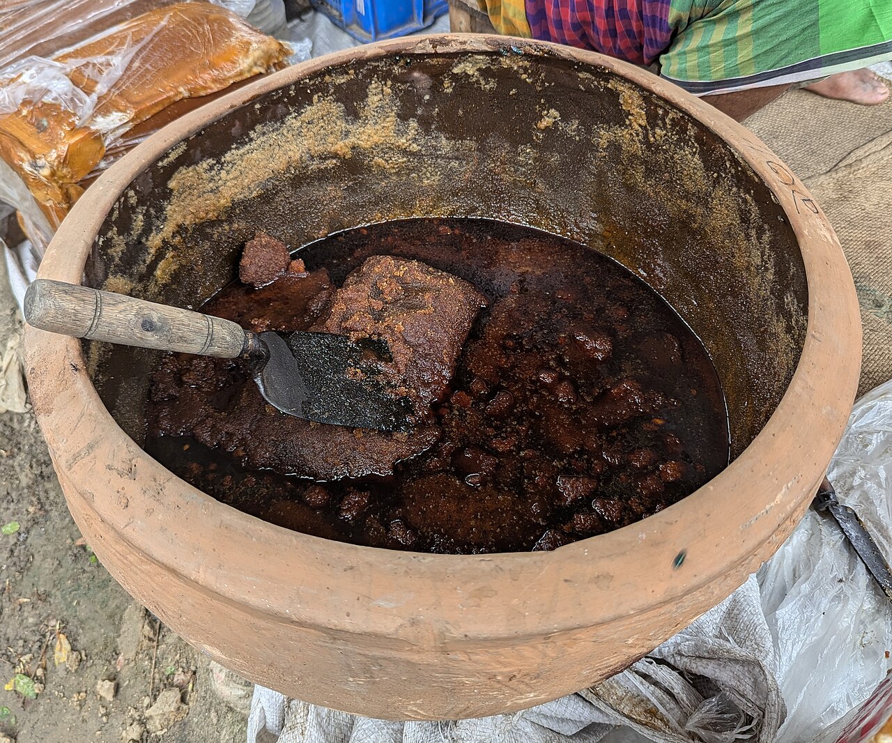 Liquid Jaggery / Kakvi (Natural Cane Molasses Syrup)