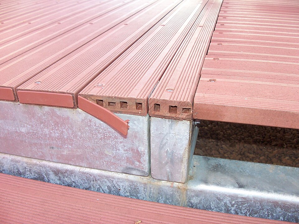 Prelaminated MDF Board (18mm Suede White OSL)