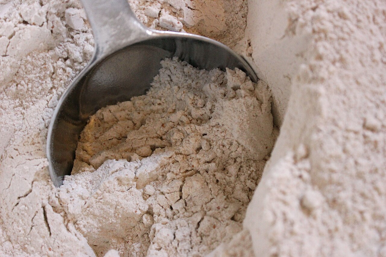Whole Wheat Flour / Chakki Fresh Atta (100% Stone Ground)